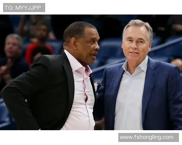 太阳赛场小动作引发热议 球员细节引发舆论关注与争议